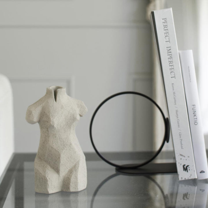 Cooee Design Skulptur Leah Limestone