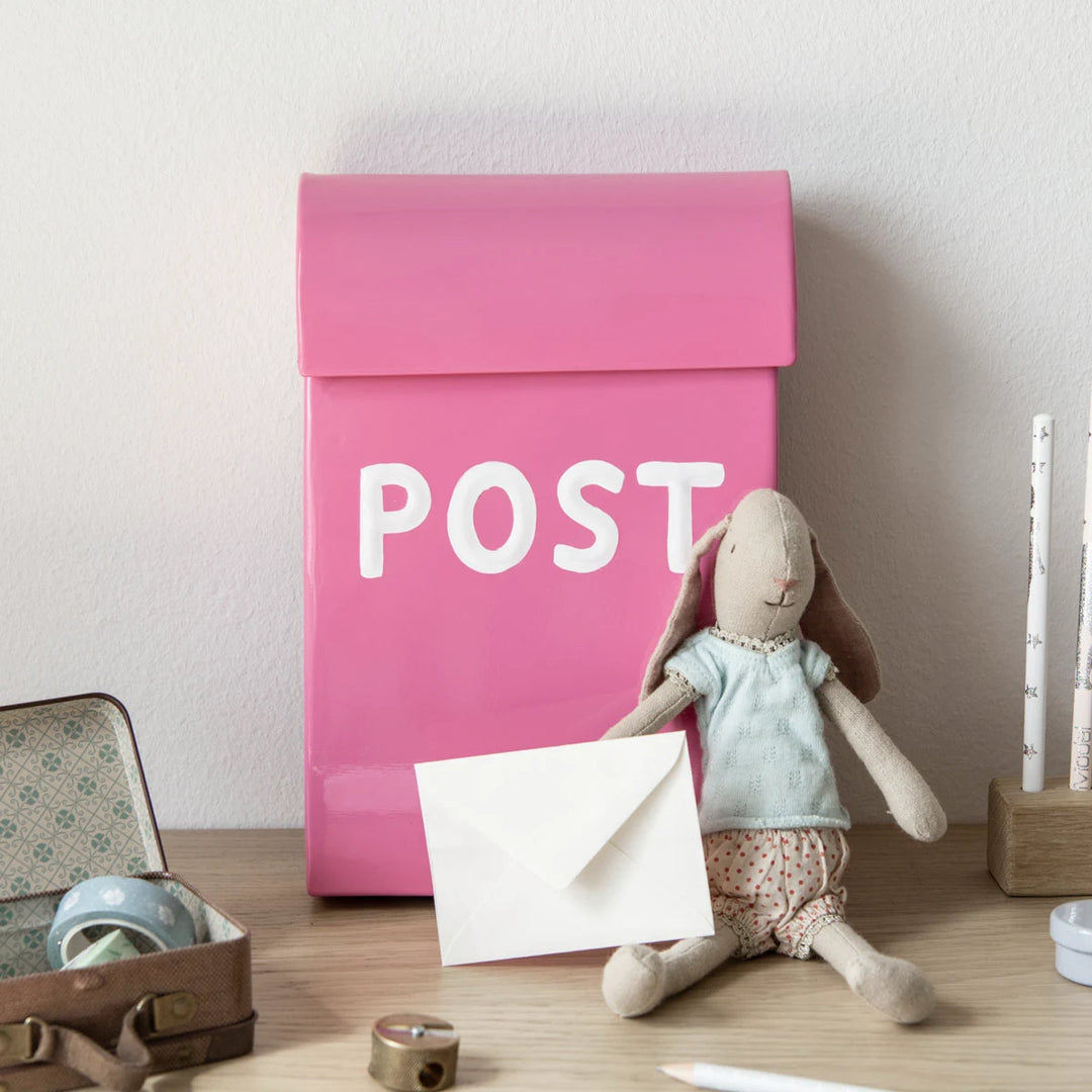 Briefkasten für Spielhaus oder Kinderzimmer Metall Pink Dunkelrosa klein
