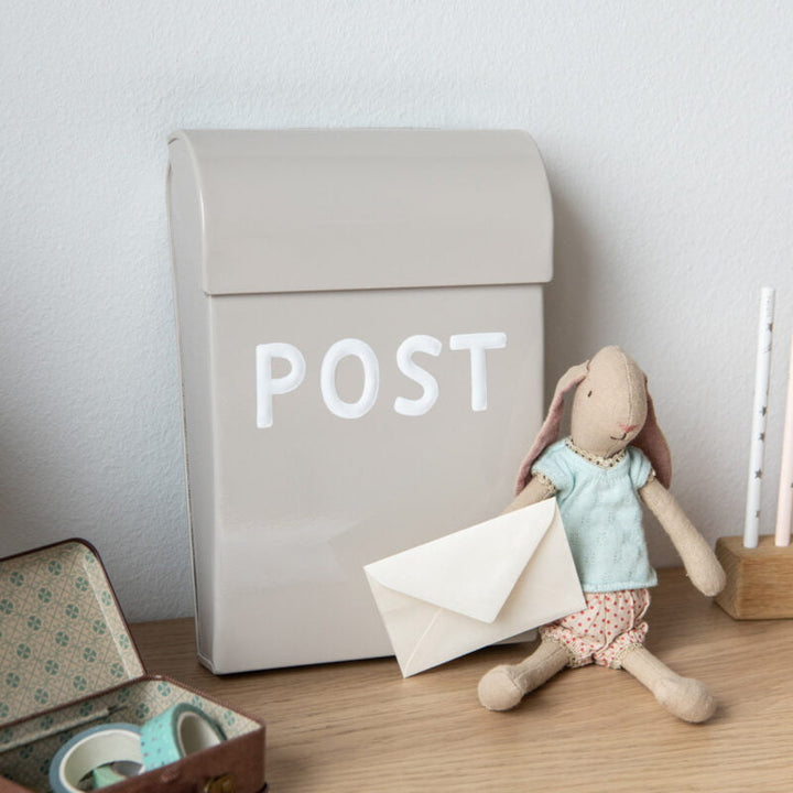 Briefkasten Kinderzimmer Skandi Beige
