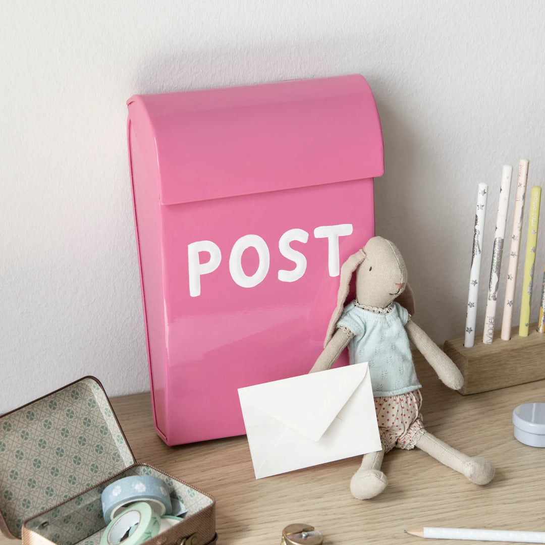 Briefkasten für Spielhaus oder Kinderzimmer Metall Pink Dunkelrosa klein