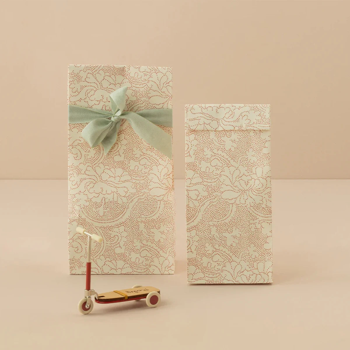 Maileg Geschenktüte Mae rot
