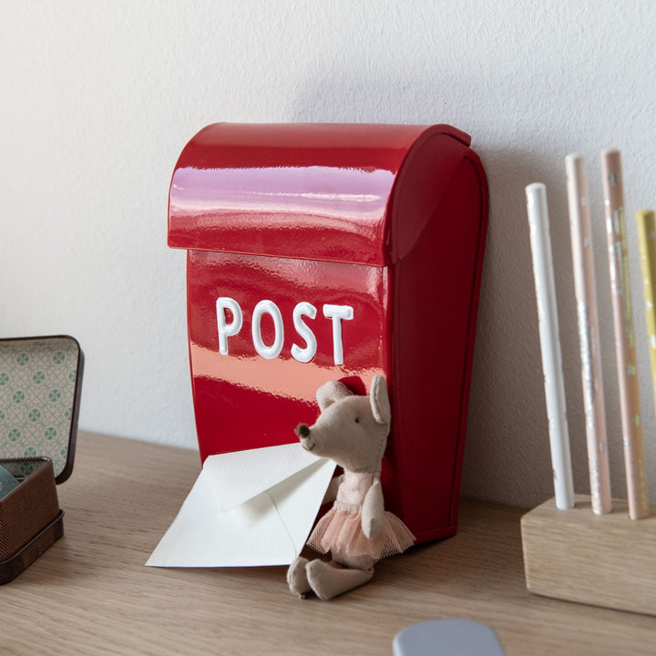 Postkasten Kinderspielhaus
