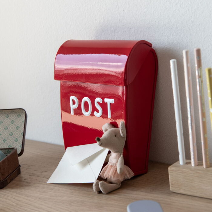 Postkasten Kinderspielhaus