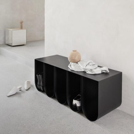 Kristina Dam Curved Sitzbank