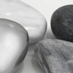 Kristina Dam Rock Pile Skulptur grey tones (grau) – Bild 2