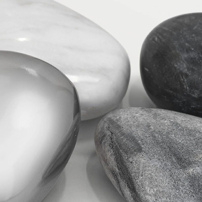 Kristina Dam Rock Pile Skulptur grey tones (grau) – Bild 2