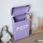 Kinderbriefkasten Lila mit name
