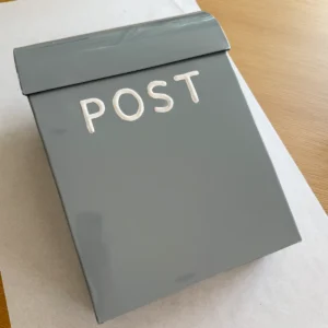 Briefkasten Bruka Design Schweden hellgrau Outlet Produkt Nr. 2