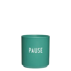 Design Letters Becher Pause Antikgrün antique green