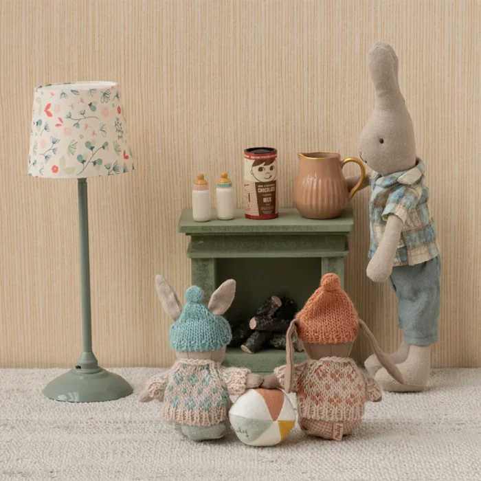 Maileg Kamin Miniatur grün Hasen Kaninchen Puppenhaus Teddy 11-5013-00
