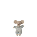 Maileg Babymaus blau gestreifter Strickanzug Maileg Babymaus Tragetasche blau 17-5003-00