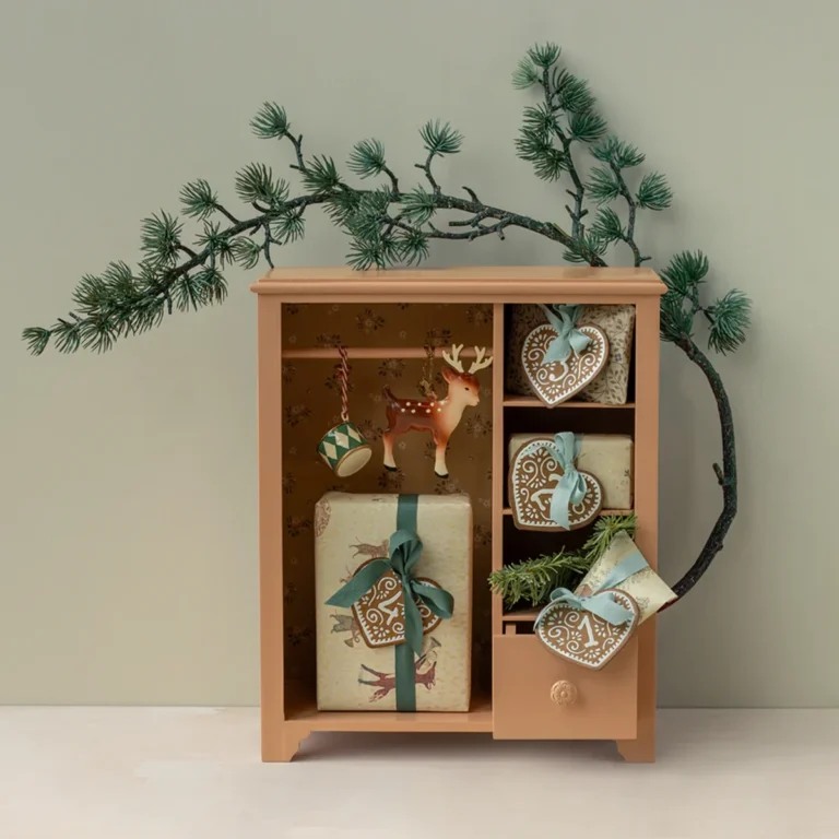 Maileg großer Kleiderschrank Puppen 11-5005-00